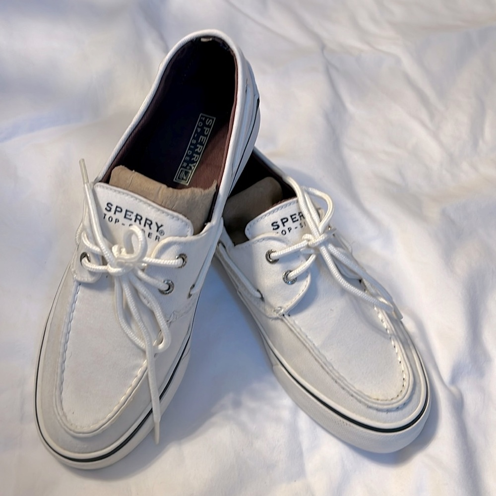 Women’s Sperry top cider boat shoe white soul women’s size 9. B13 – CH171